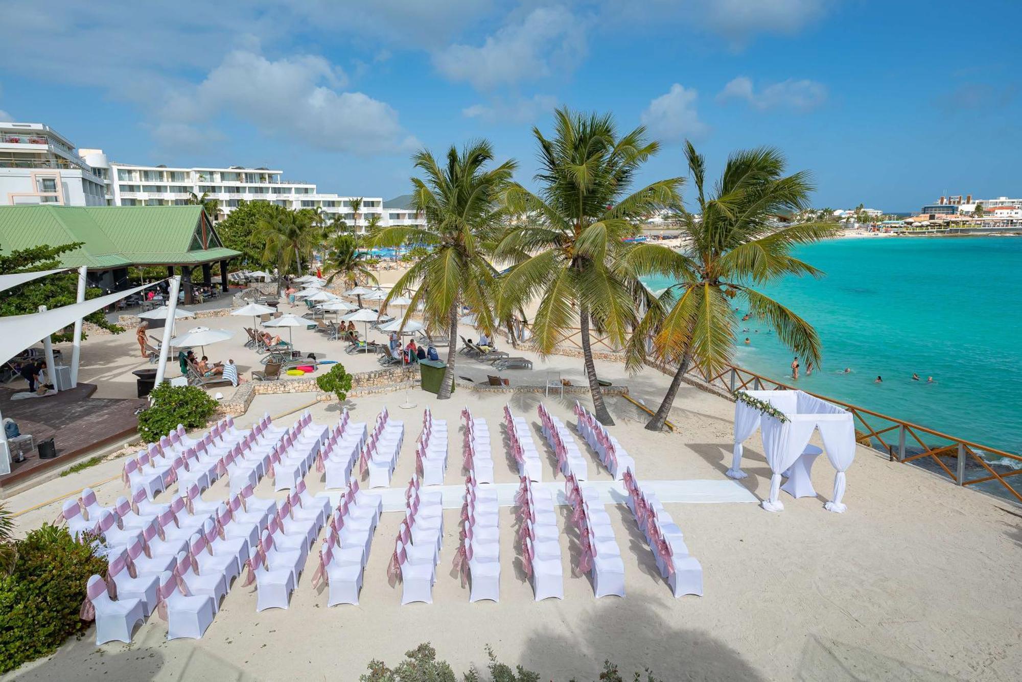 Sonesta Maho Beach All Inclusive Resort Casino & Spa Exterior foto
