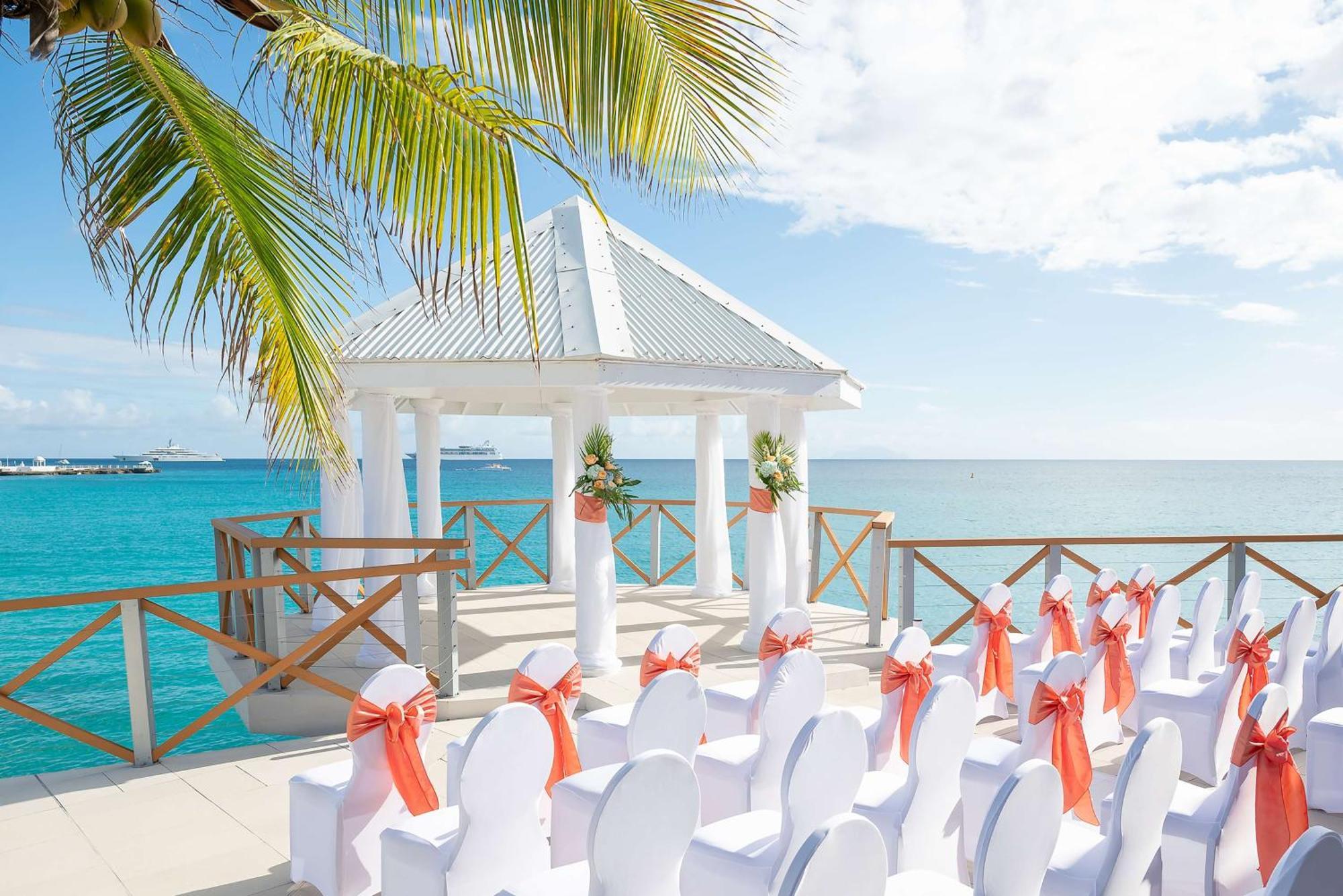 Sonesta Maho Beach All Inclusive Resort Casino & Spa Exterior foto