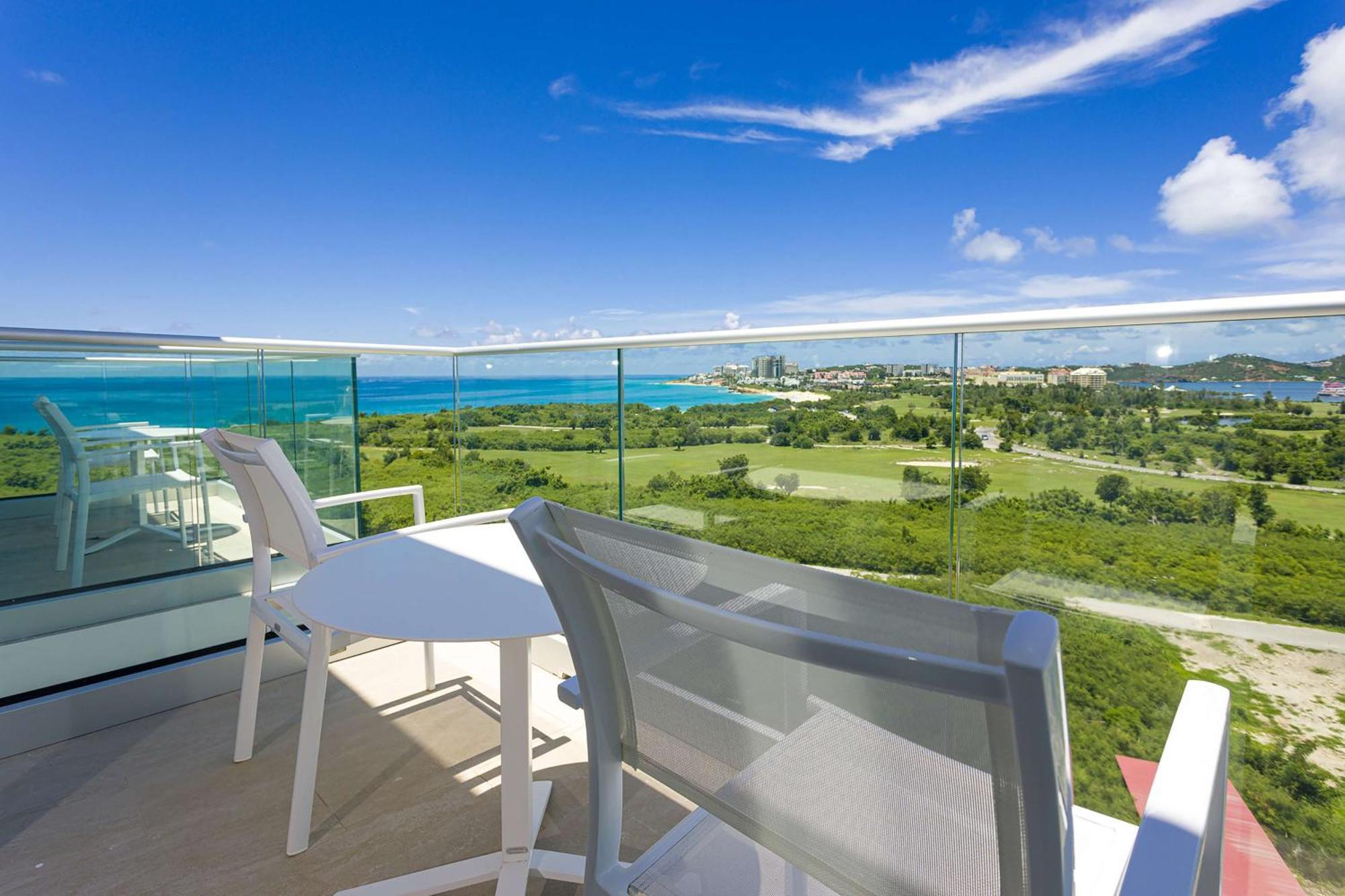 Sonesta Maho Beach All Inclusive Resort Casino & Spa Exterior foto